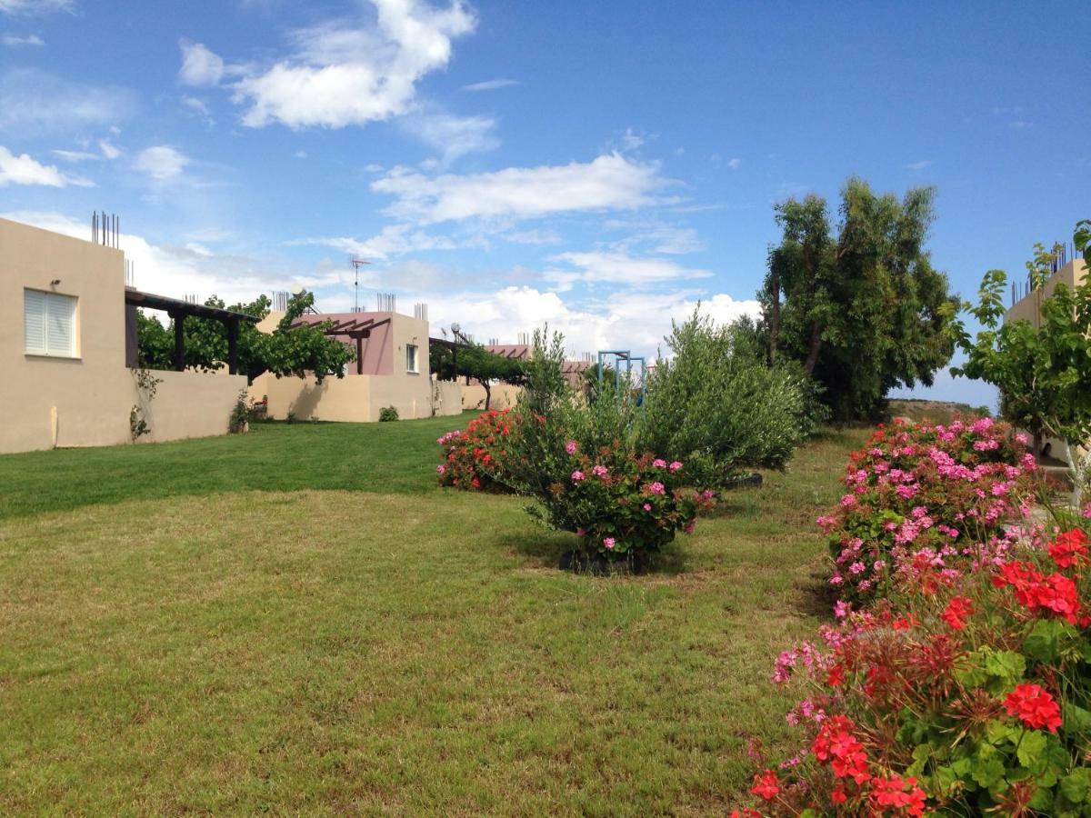 Kioni Villas Holiday home Frangocastelo